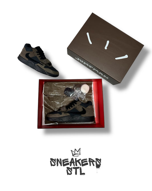 JORDAN JUMPMAN DARK MOCHA