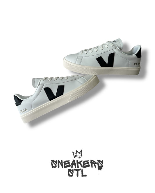 VEJA CAMPO LOW BLACK AND WHITE