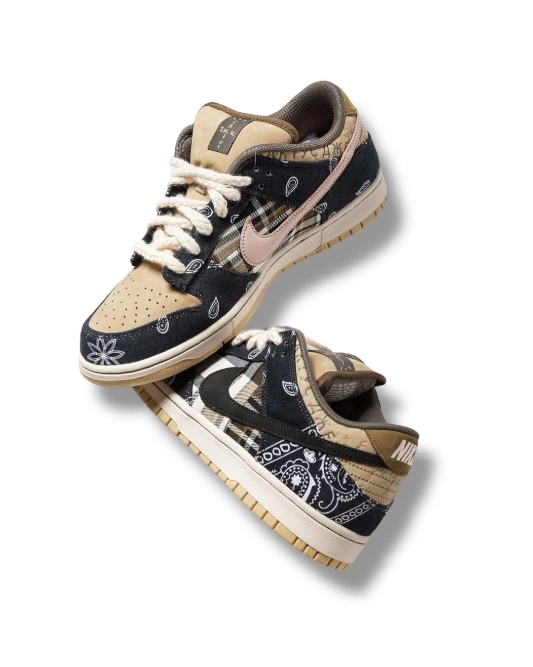 NIKE SB DUNK LOW TRAVIS SCOTT