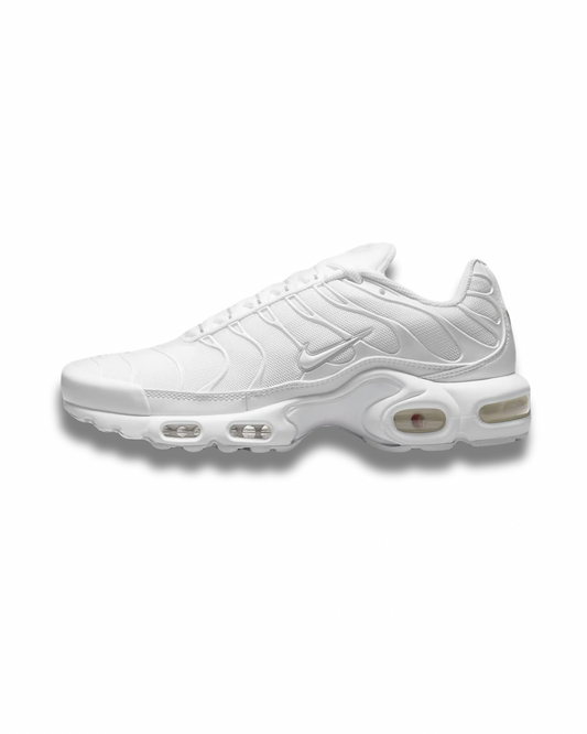 NIKE AIR MAX PLUS