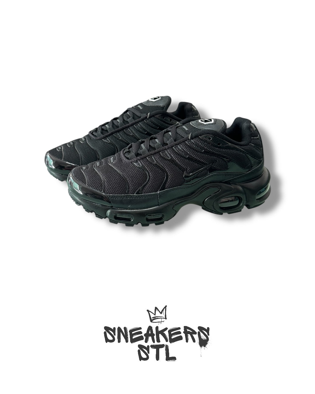 NIKE AIR MAX PLUS BLACK