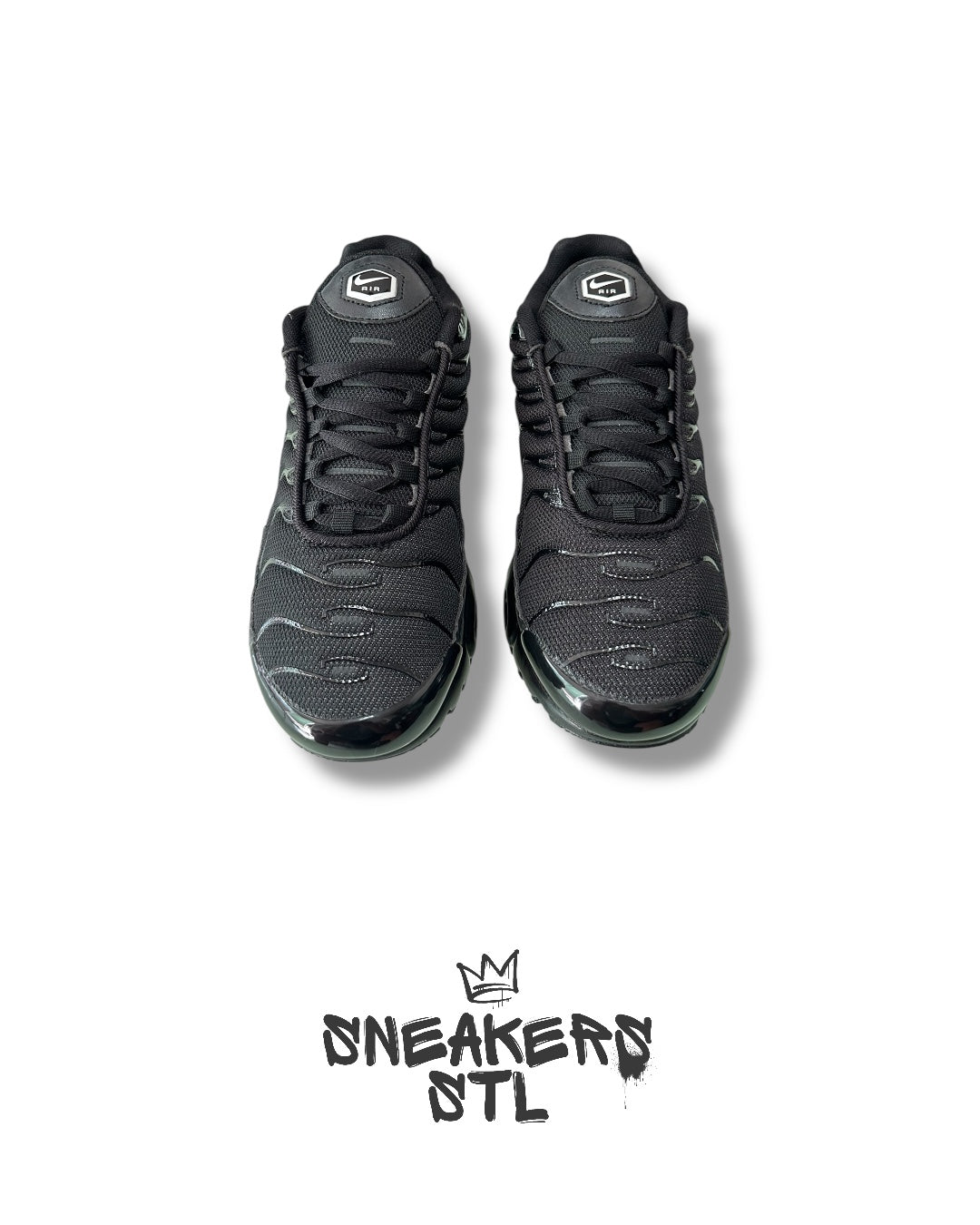 NIKE AIR MAX PLUS BLACK
