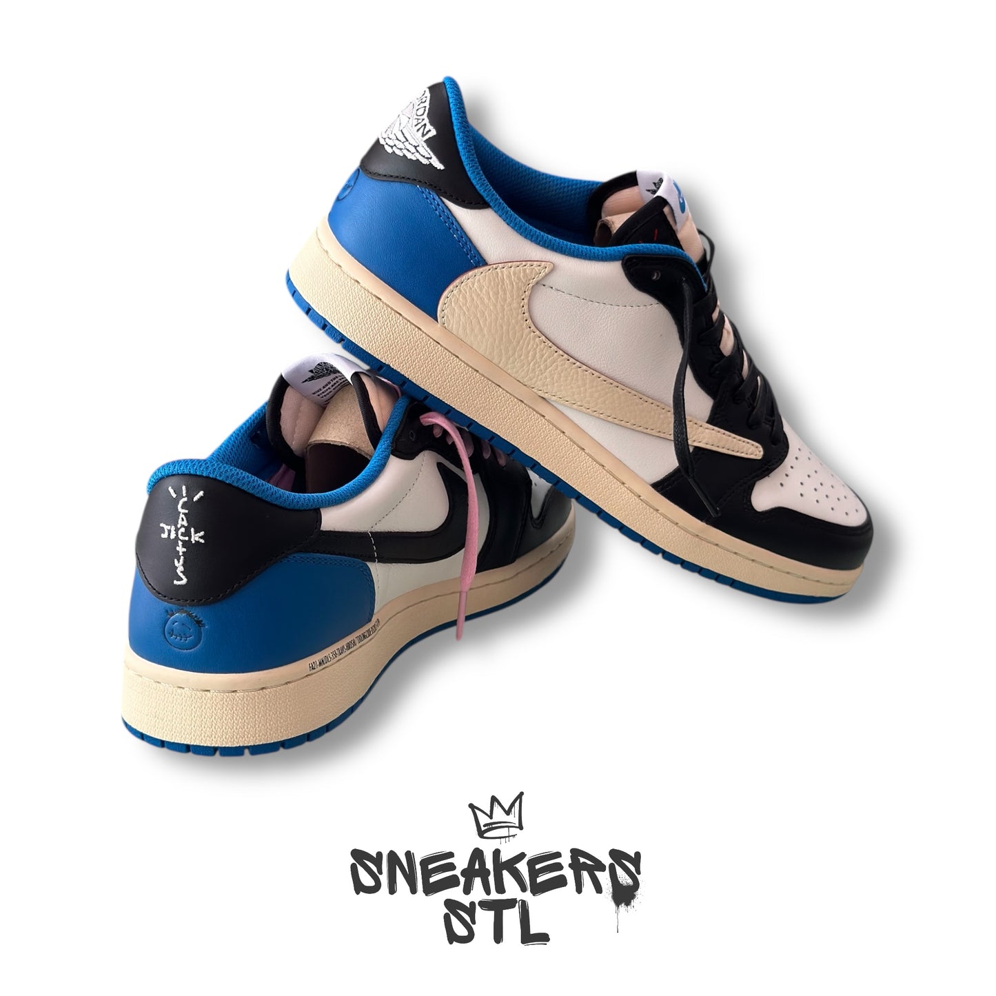 JORDAN 1 LOW TRAVIS SCOTT X FRAGMENT