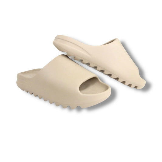 YEEZY SLIDE