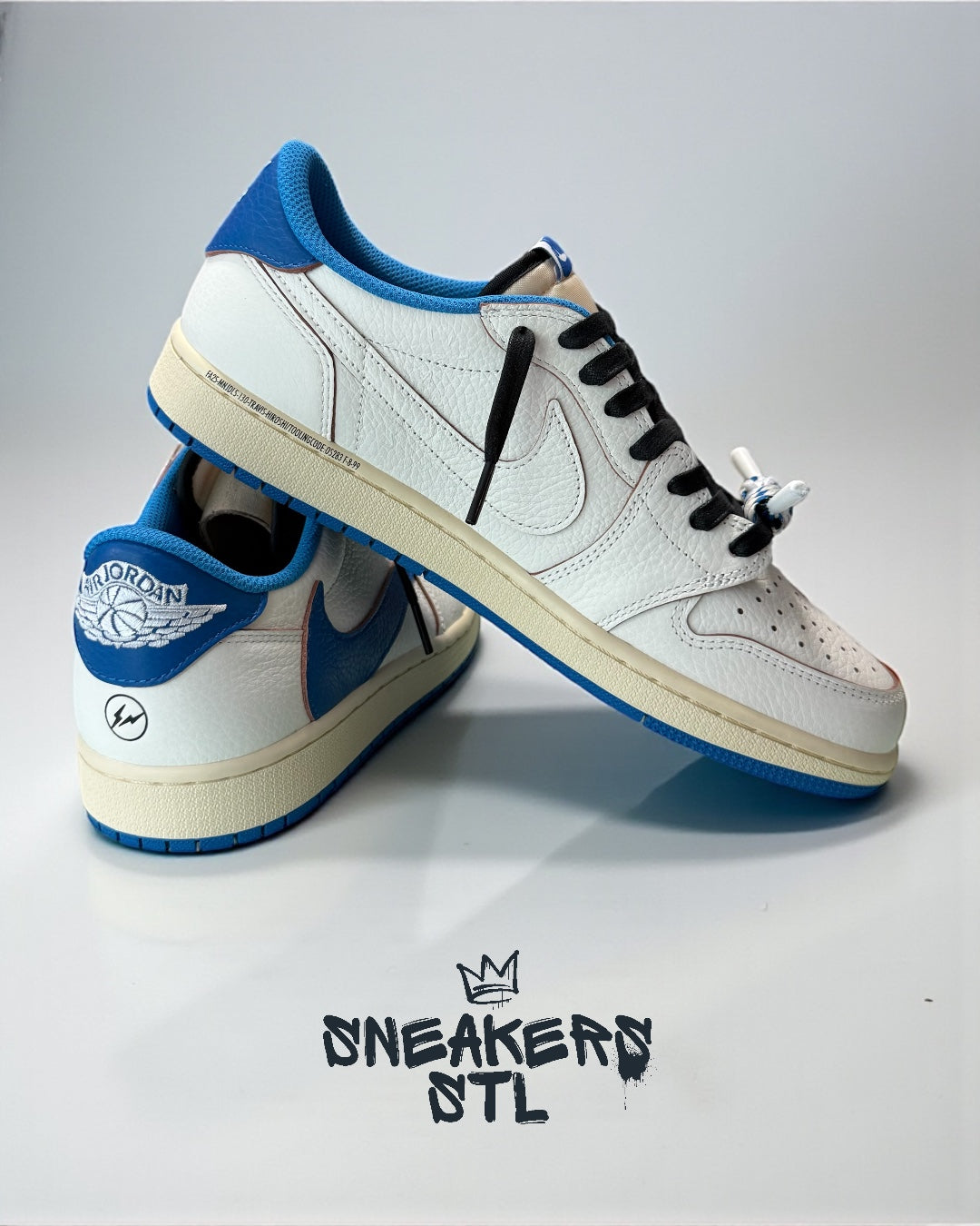 JORDAN 1 LOW TRAVIS SCOTT X FRAGMENT 2025
