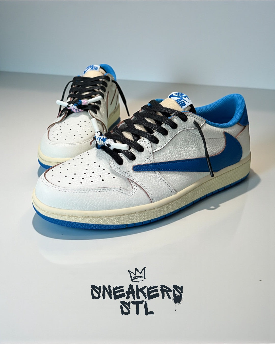 JORDAN 1 LOW TRAVIS SCOTT X FRAGMENT 2025