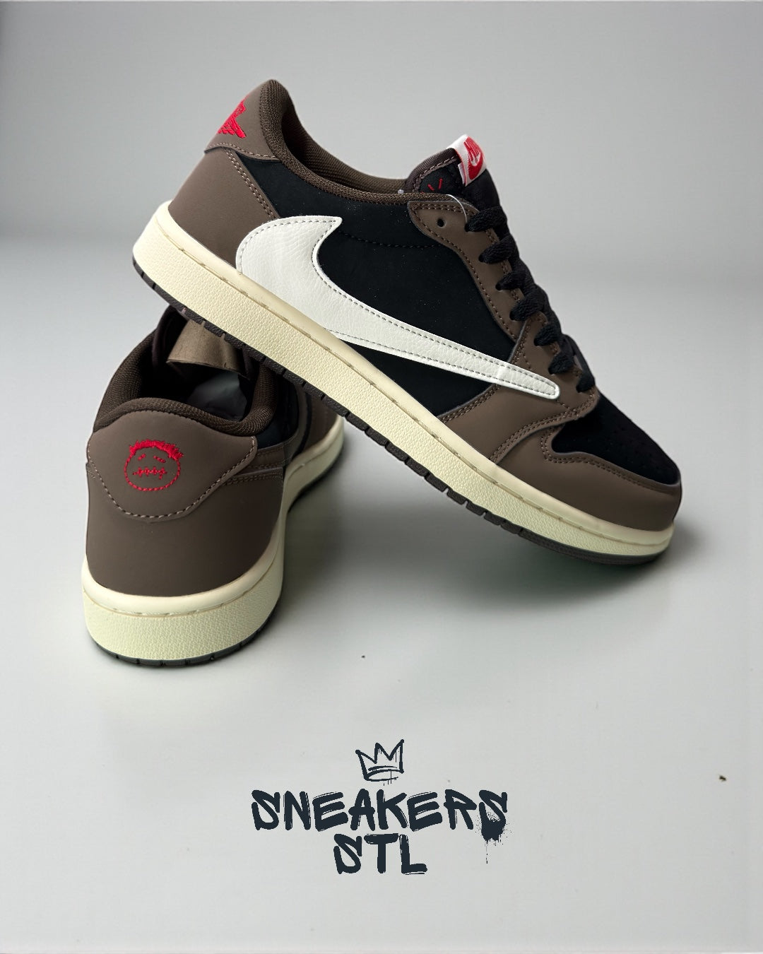 JORDAN 1 LOW X TRAVIS SCOTT MOCHA