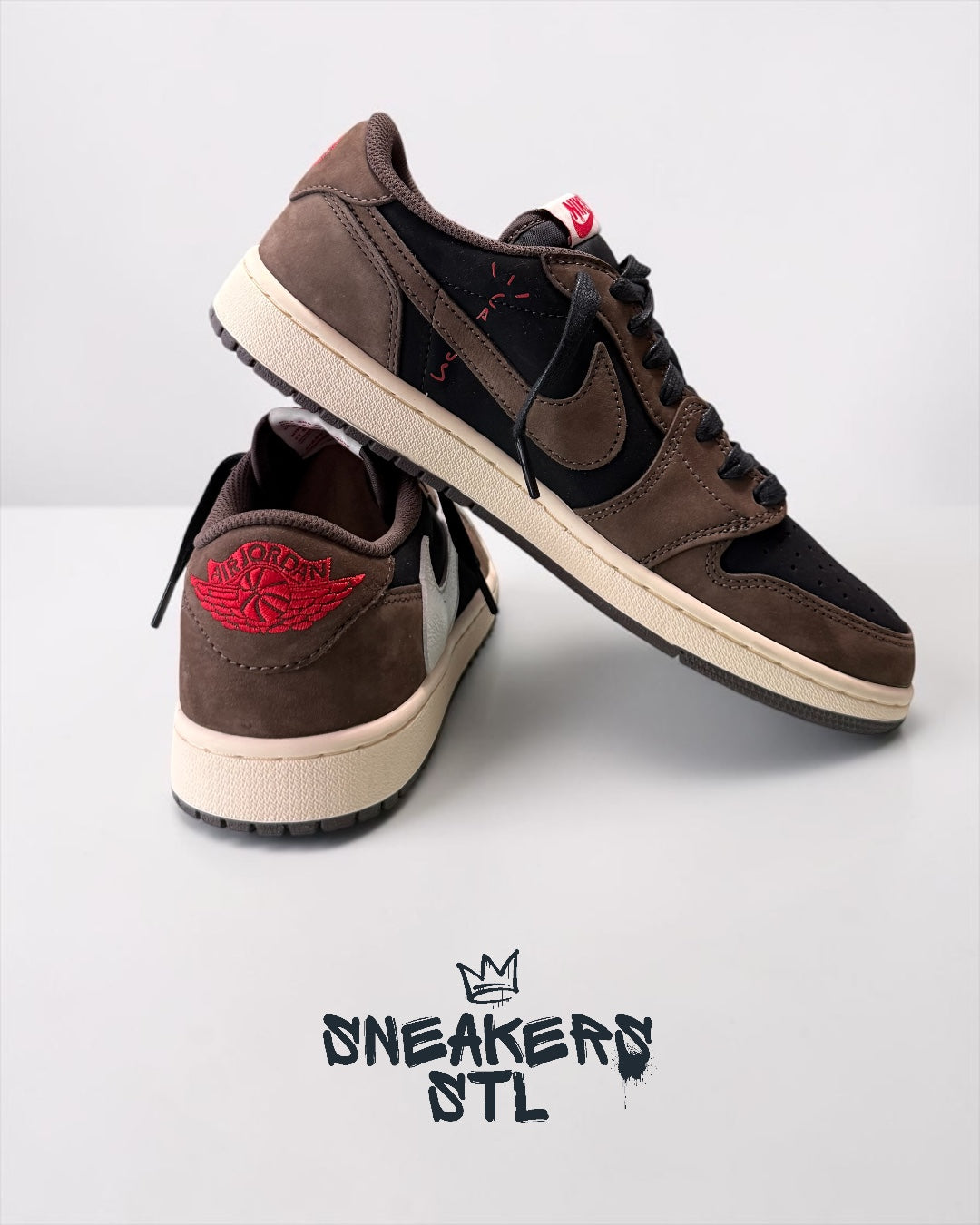 JORDAN 1 LOW X TRAVIS SCOTT MOCHA
