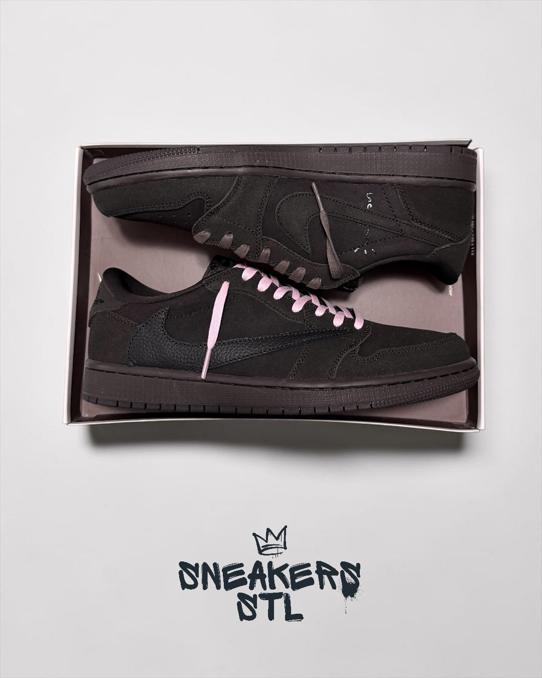 Jordan 1 Low X Travis Scott Velvet Brown