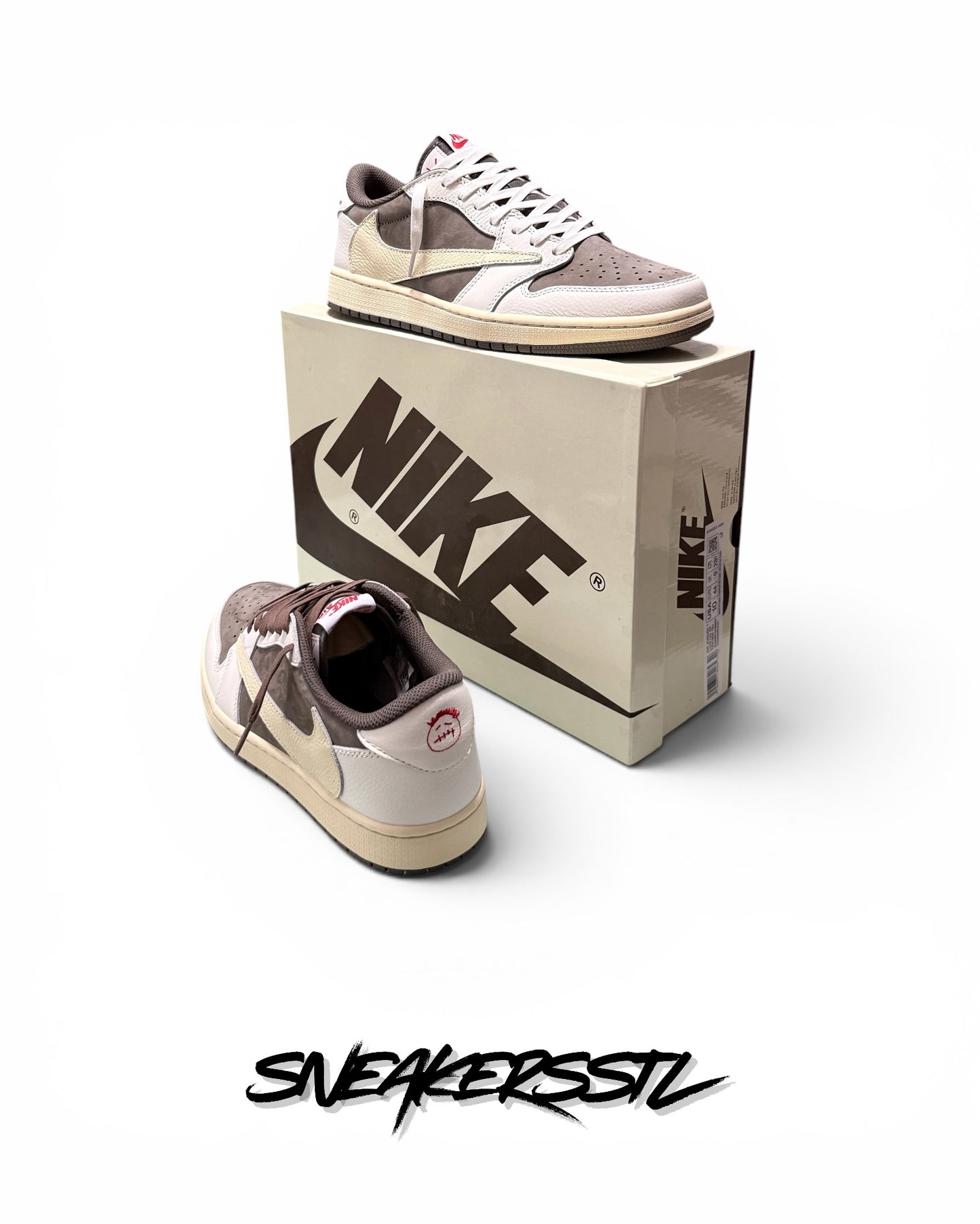 JORDAN 1 LOW TRAVIS SCOTT REVERSE MOCHA